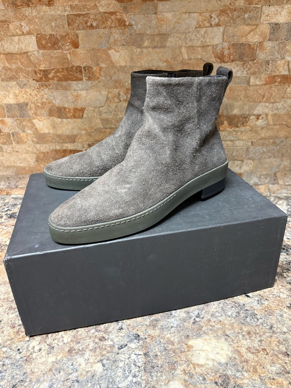 Fear Of God Santa Fe Suede Chelsea Boots Size 41 US Size 8